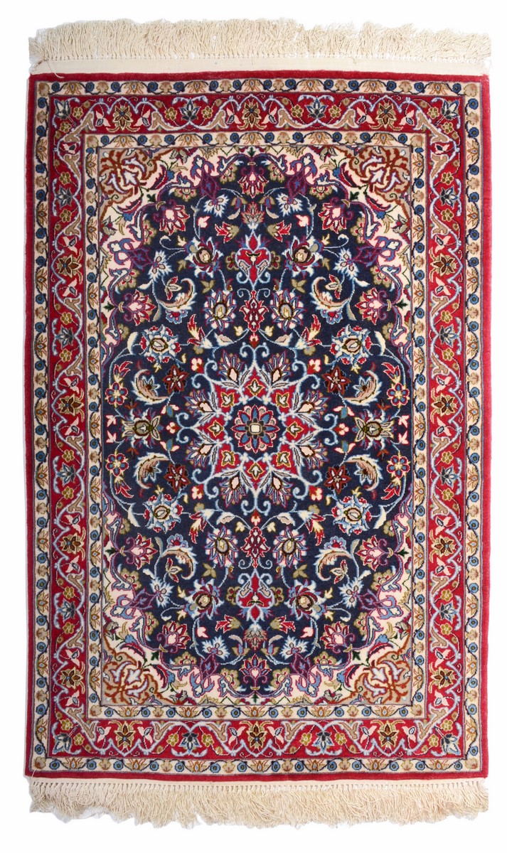 Persian Rug Isfahan Silk Warp 105x68 105x68, Persian Rug Knotted by hand