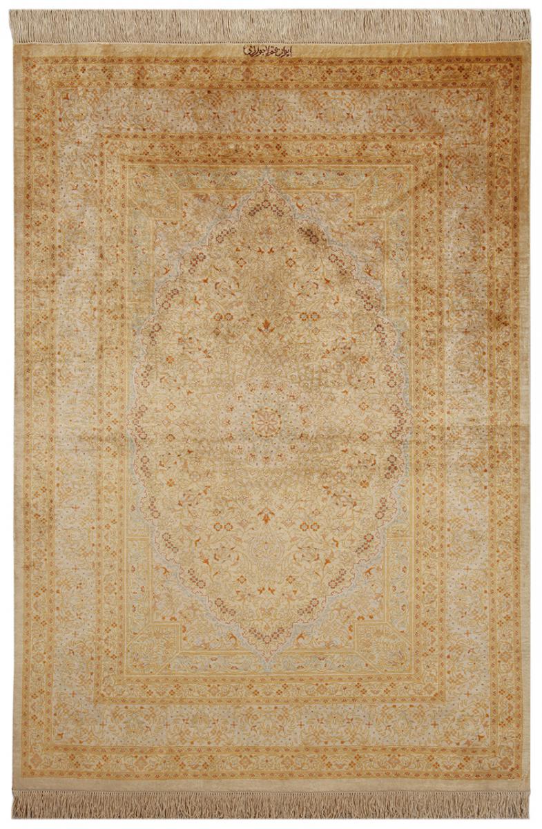 Persian Rug Qum Silk 4'9"x3'3" 4'9"x3'3", Persian Rug Knotted by hand