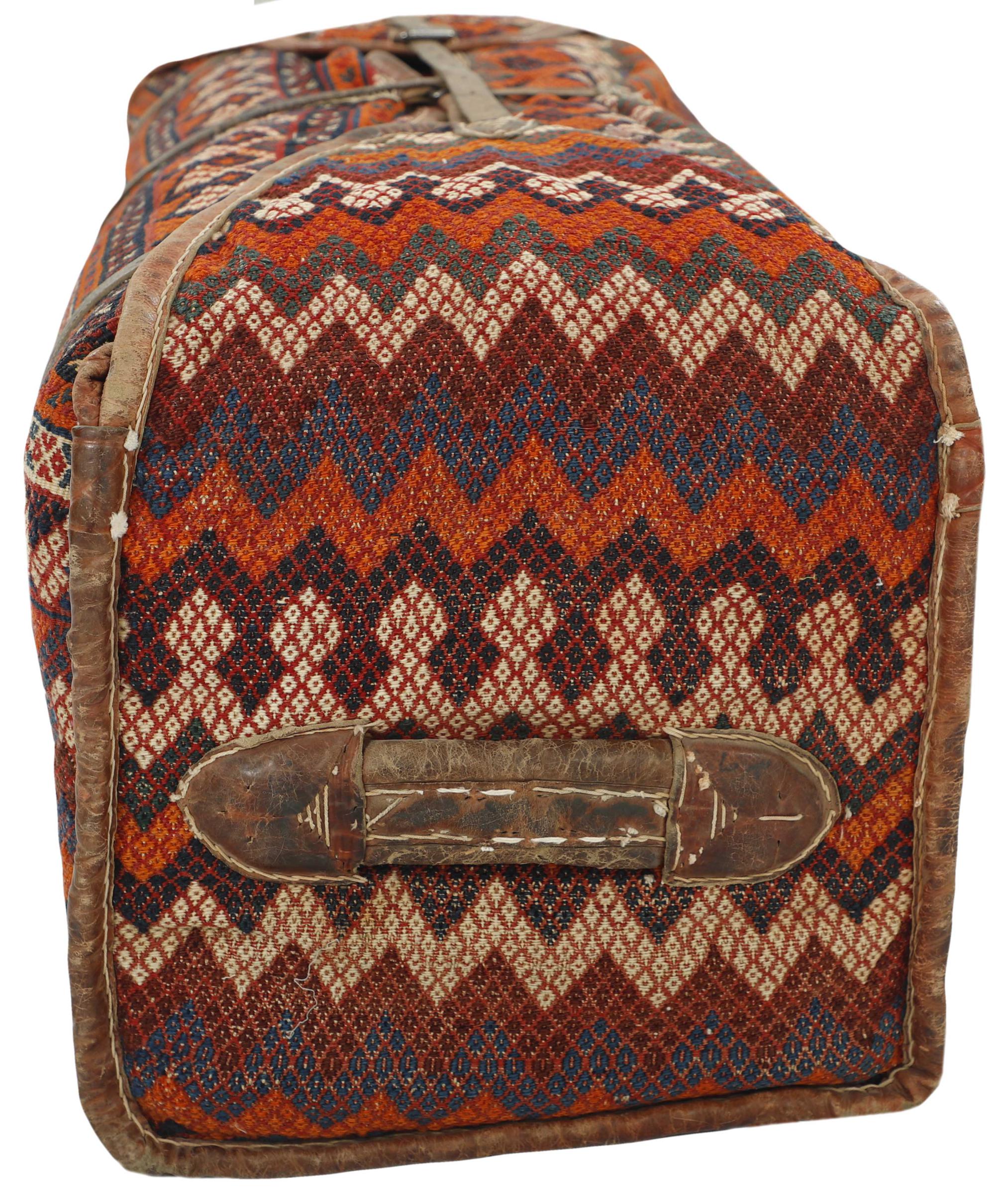 Carpet hot sale duffle bag