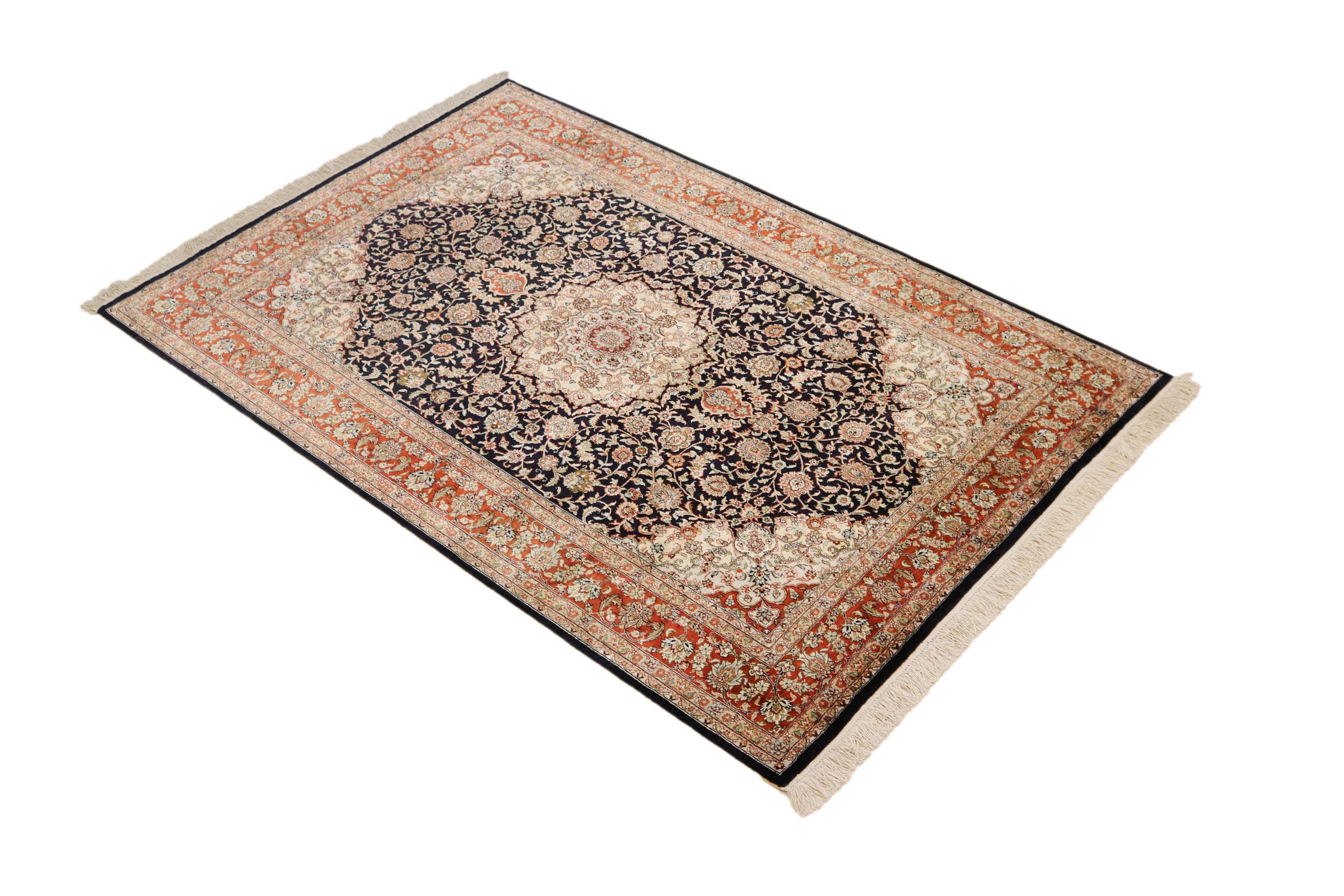 Qum Silk 186x124 ID202223 | NainTrading: Oriental Carpets in 180x120