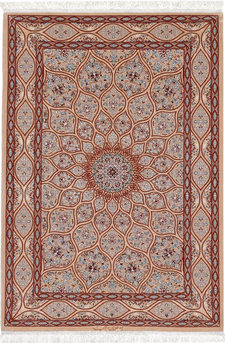 Persian Rug Isfahan Silk Warp 5'1"x3'6" 5'1"x3'6", Persian Rug Knotted by hand