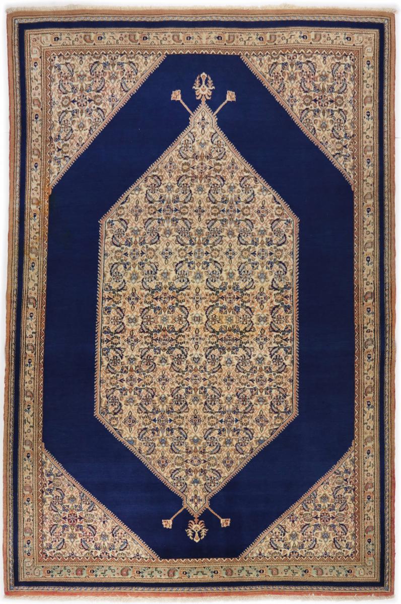 Persian Rug Isfahan Old 7'1"x4'7" 7'1"x4'7", Persian Rug Knotted by hand