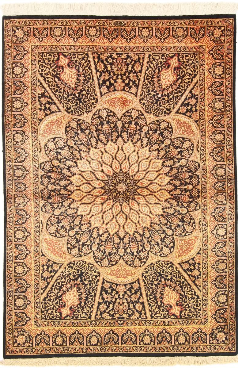 Persian Rug Qum Silk 4'9"x3'3" 4'9"x3'3", Persian Rug Knotted by hand