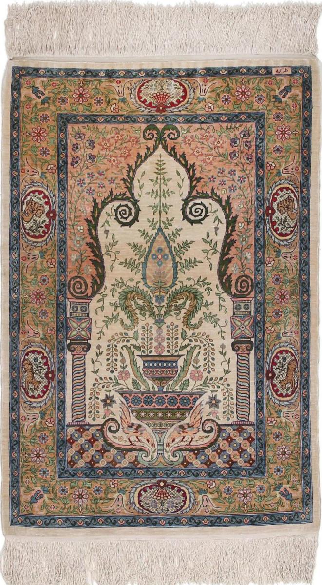  Hereke Silk 101x71 101x71, Persian Rug Knotted by hand