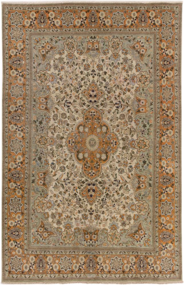 Persian Rug Tabriz Patina 9'9"x6'4" 9'9"x6'4", Persian Rug Knotted by hand