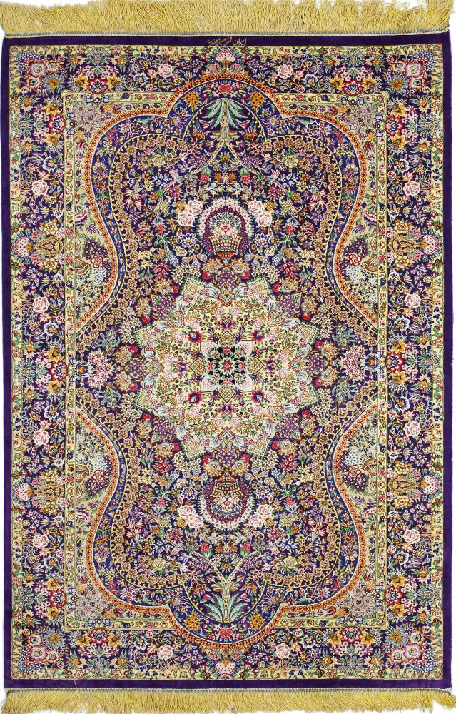 Persian Rug Qum Silk 4'9"x3'4" 4'9"x3'4", Persian Rug Knotted by hand