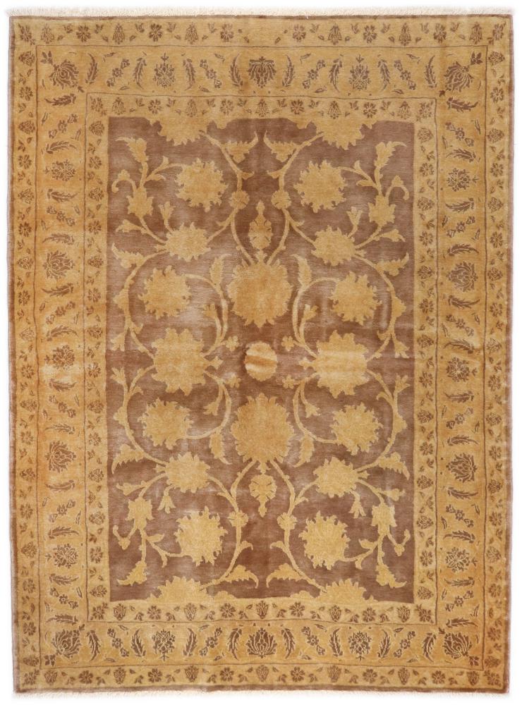 Persian Rug Isfahan 7'9"x5'9" 7'9"x5'9", Persian Rug Knotted by hand