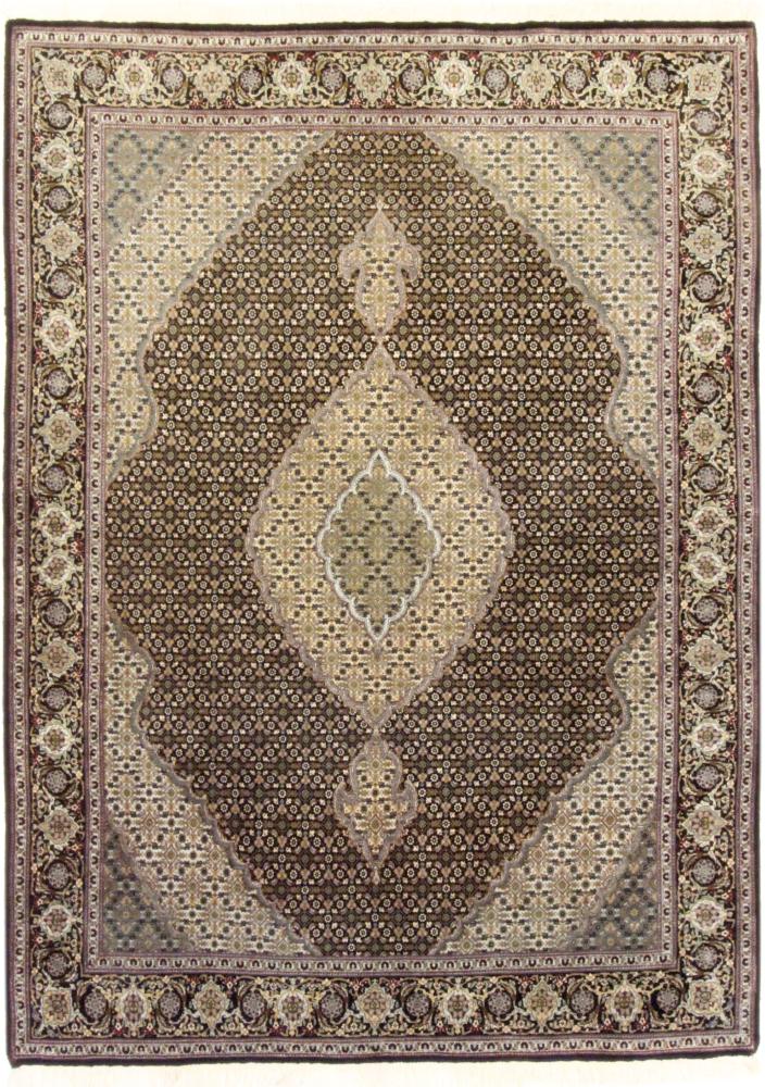 Persian Rug Tabriz 6'6"x5'0" 6'6"x5'0", Persian Rug Knotted by hand
