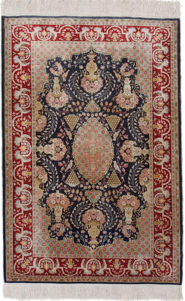  Hereke 5'3"x3'7" 5'3"x3'7", Persian Rug Knotted by hand