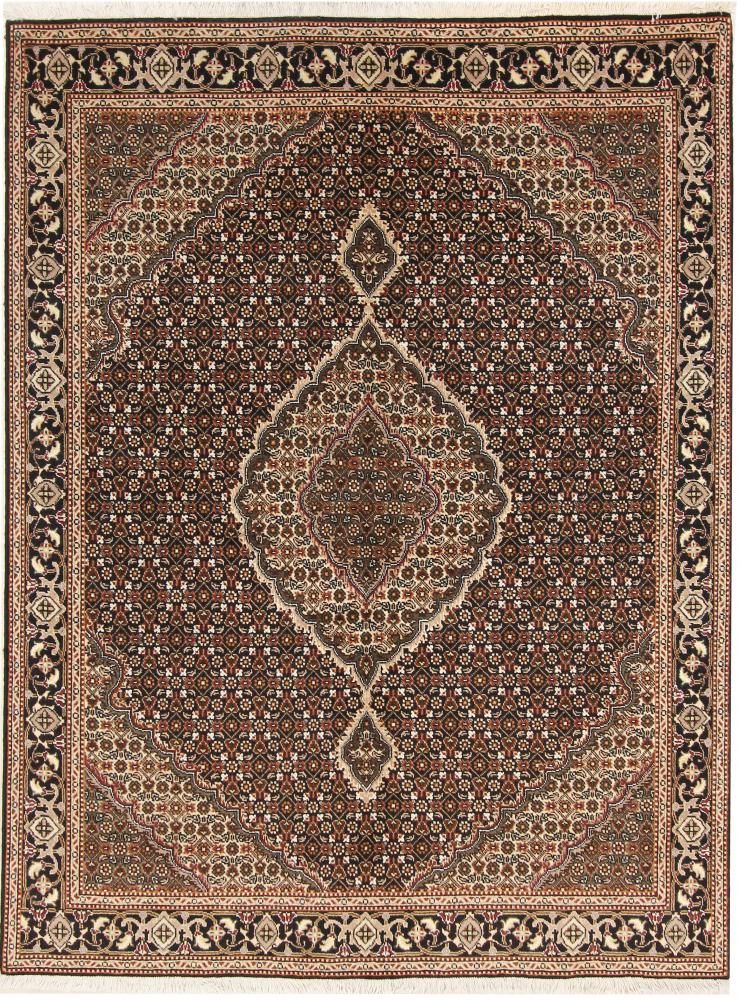 Persian Rug Tabriz Mahi 6'8"x4'11" 6'8"x4'11", Persian Rug Knotted by hand