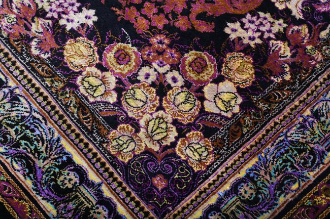 Qum Silk Signed - 6