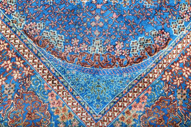 Qum Silk Signed - 5