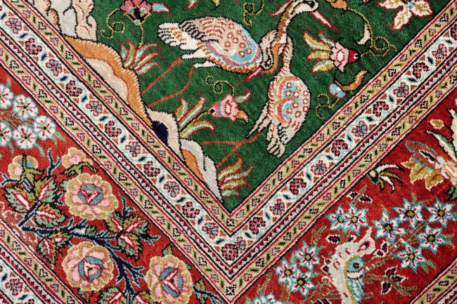 Silk persian outlet rug