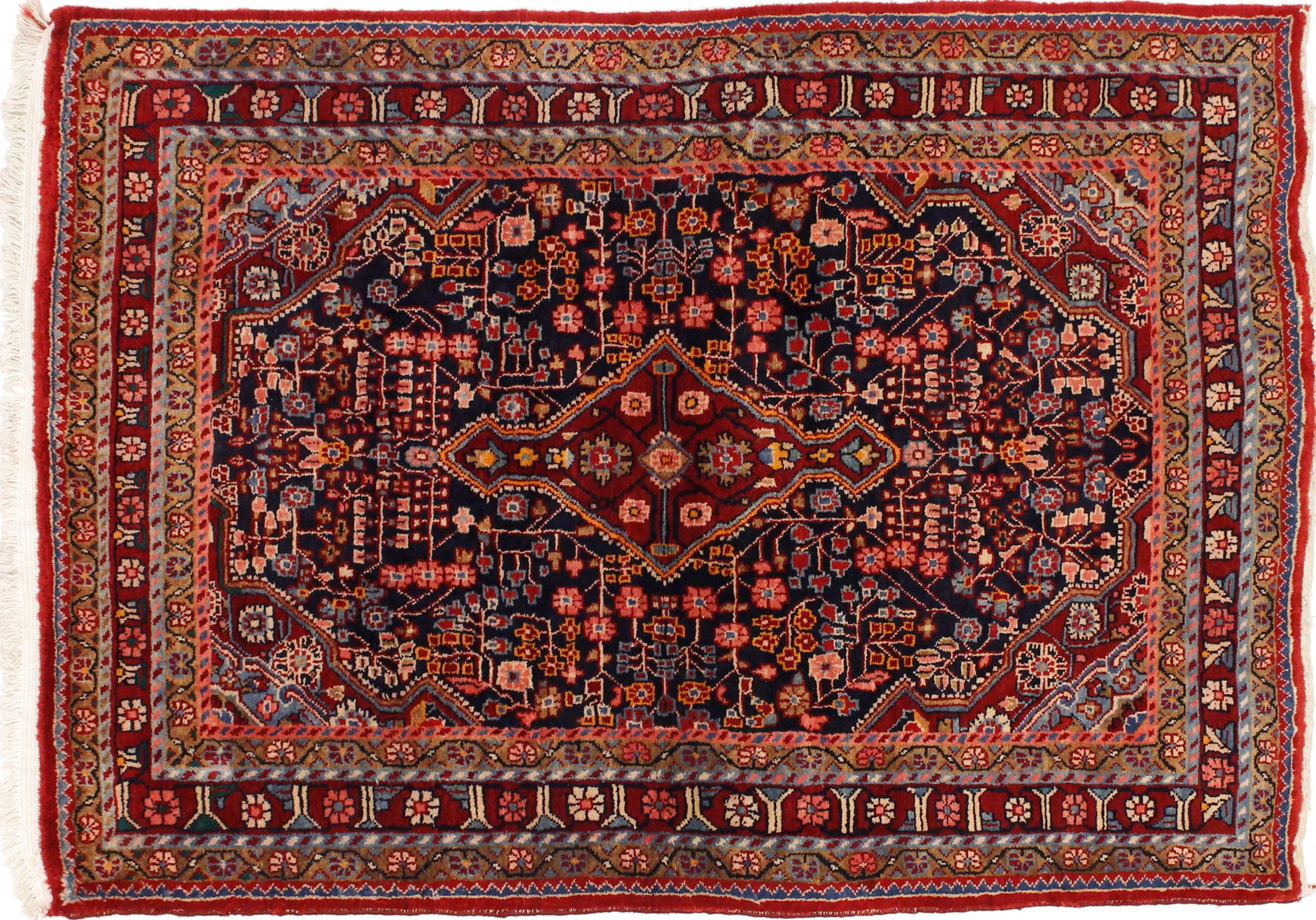 восточный ковров 1. восточный ковер. ковер с орнаментом. ковёр 160х230. восточный ковер текстура.