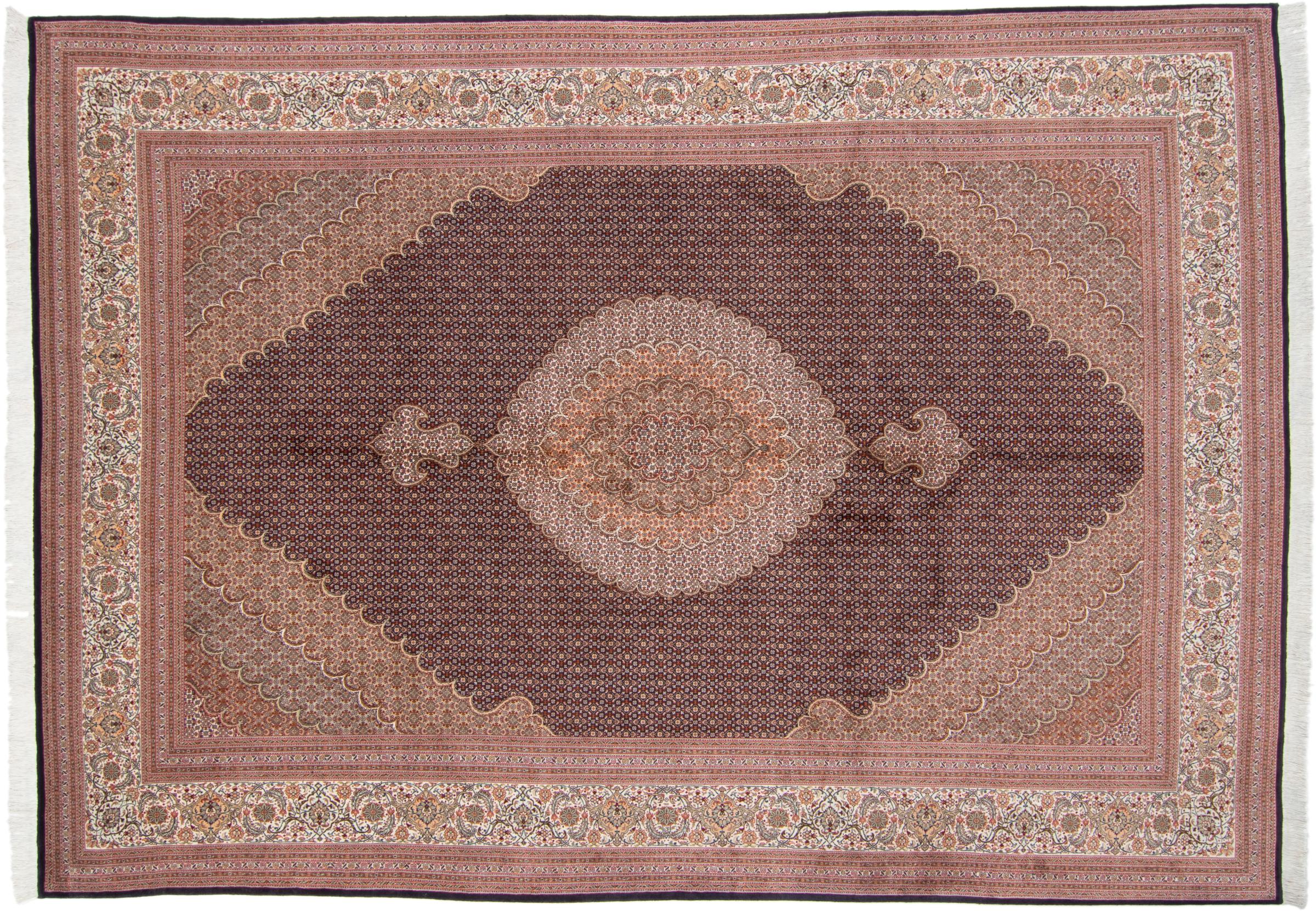 Кровать махараджи абасси. Турецкие круглые ковры. Ковровая 6. Тебризский ковёр старый. Ковровая 6.