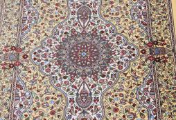 Qum Silk - 3